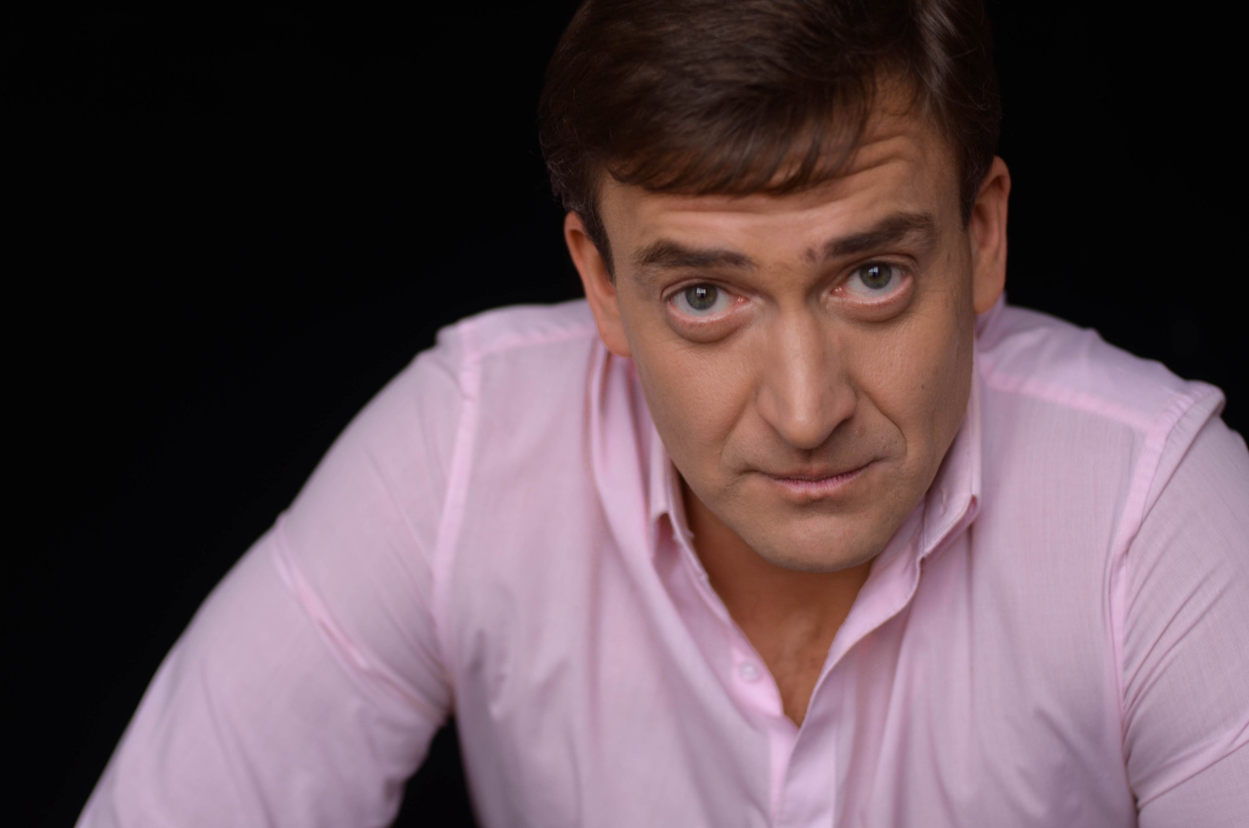 Ведущие Михаил Сакулин