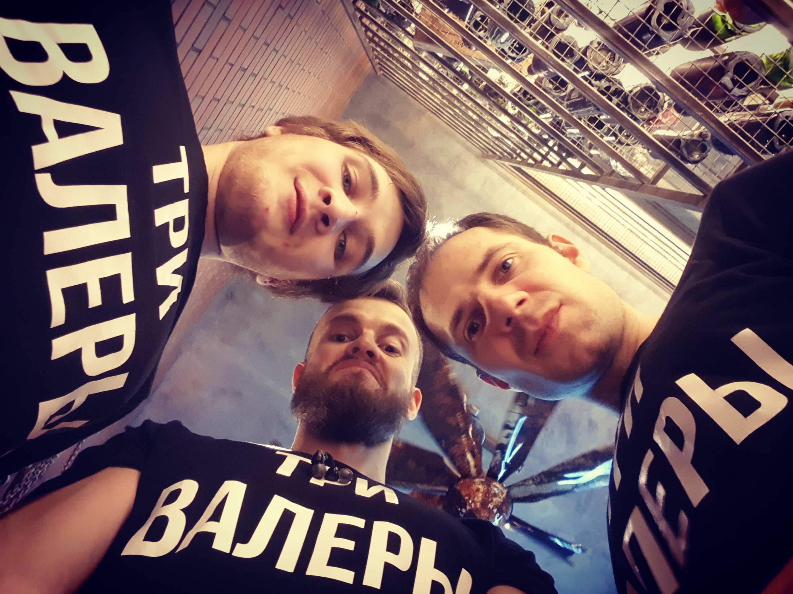 Музыканты Три Валеры