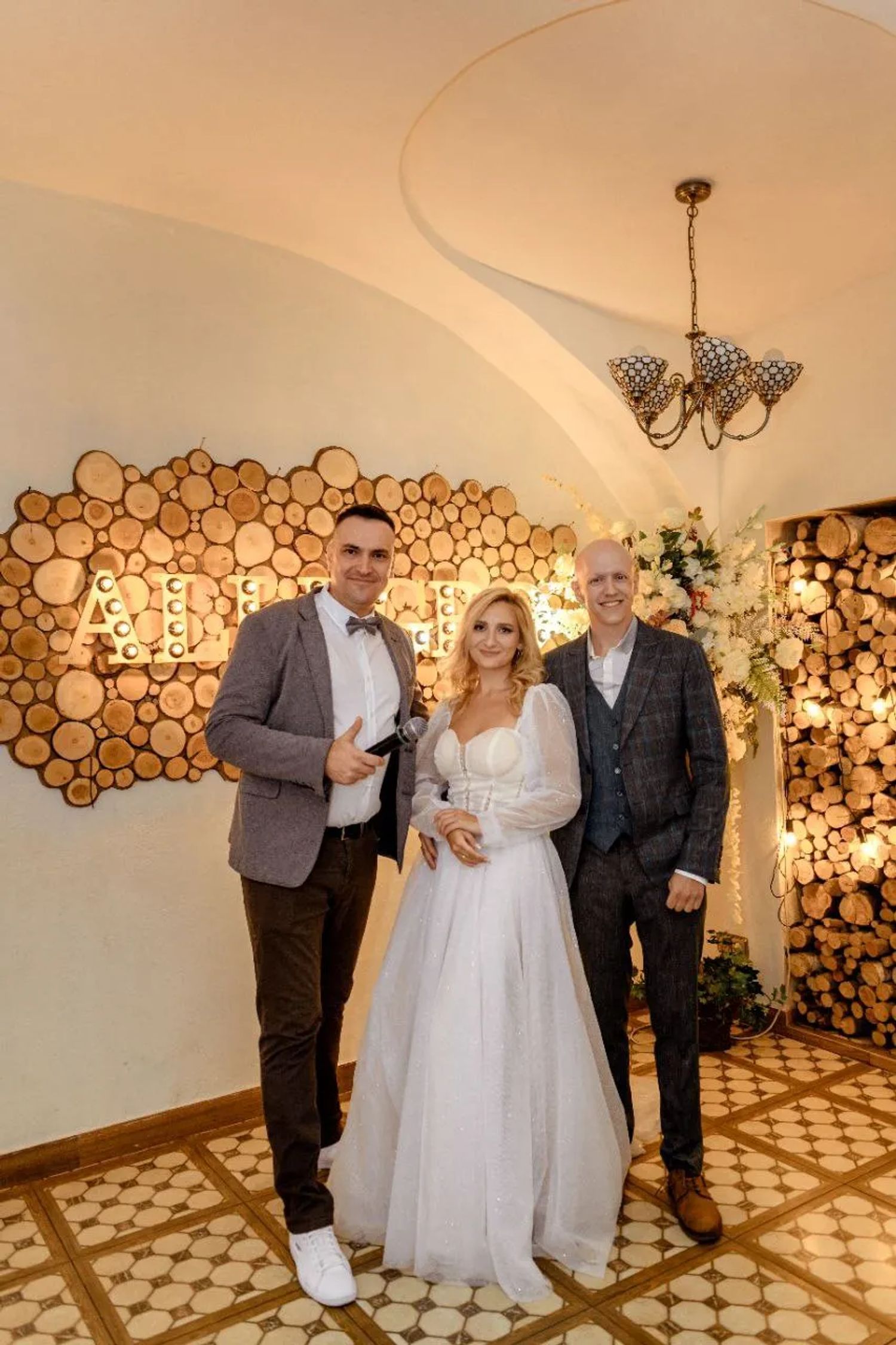 Ведущие Дмитрий Миндеев