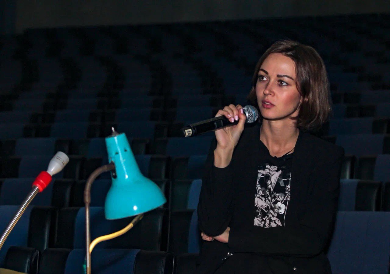 Режиссёр-постановщик Елизавета Шишкина