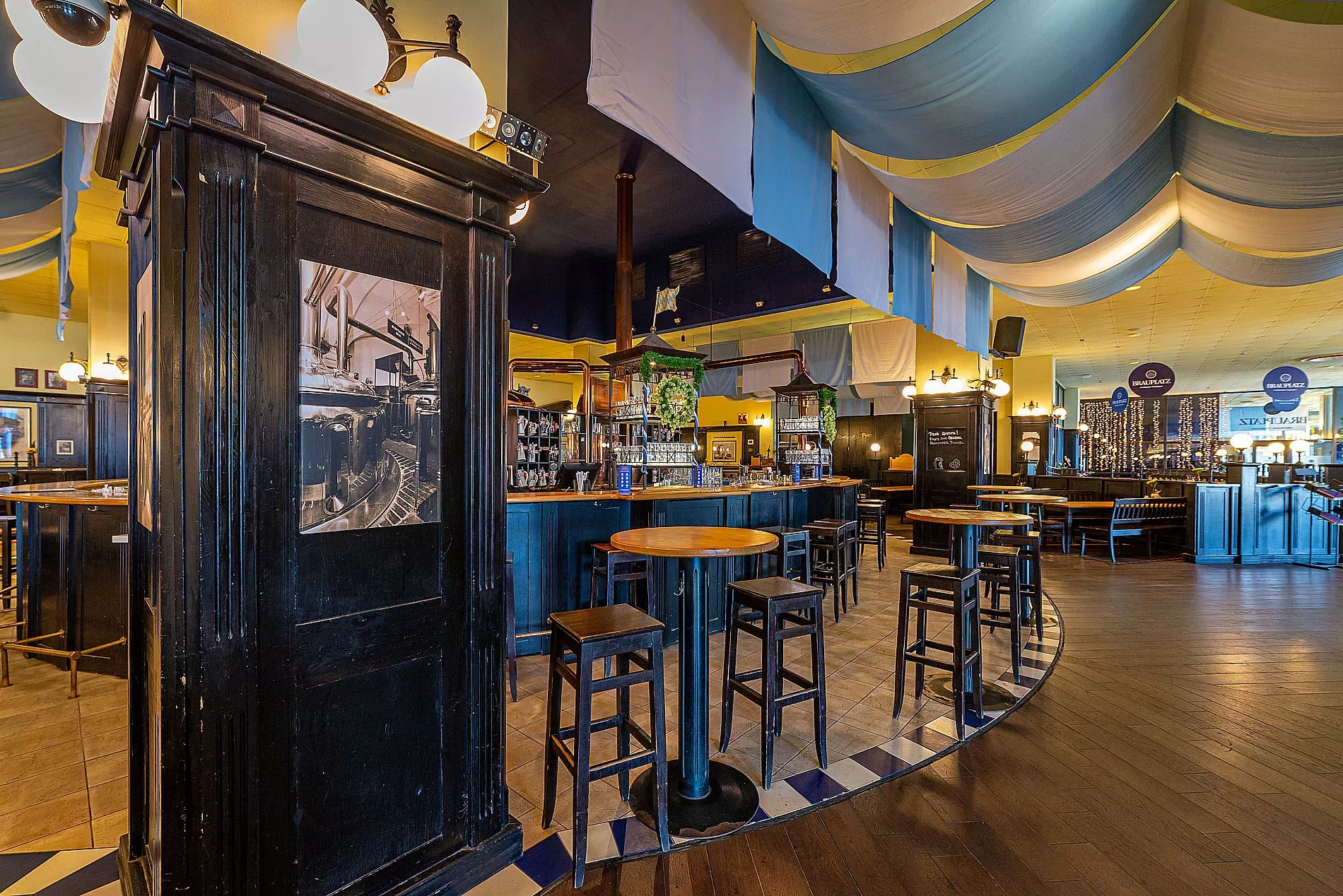 Рестораны Brauplatz Пулковская